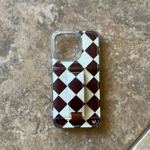 iPhone 13 Pro walli phone case